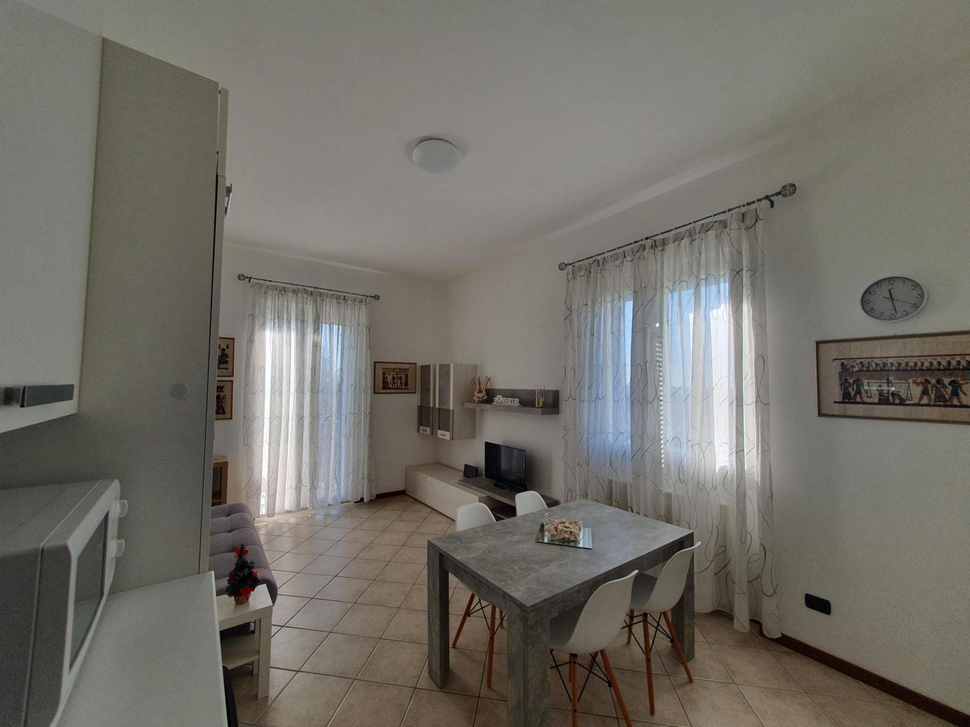 Appartamento In Stazione Парабиаго Экстерьер фото